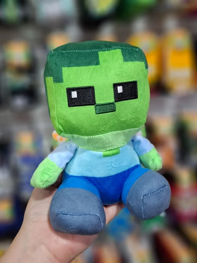 🧱✨ ¡Los mobs más tiernos del mundo cuadrado llegaron a Piña Exprés! ✨🧱

Steve, el Zombie y el Enderman se salieron del juego para volverse de peluche 😍
Miden 18 cm de altura, son súper suaves y perfectos para acompañarte en tus aventuras (o tus siestas después de minar todo el día ⛏️😴).

💰 ₡8.000 cada uno
📲 Pedilos al 7106-0490